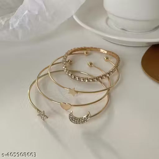 Open Bracelet Set Alloy Fashion Creative Diamond 4 Pices Star, Heart, Moon Charm Bracelets For Women & Girls