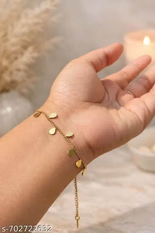 Lightweight Anti-Tarnish Gold Bracelet for Everyday Wear